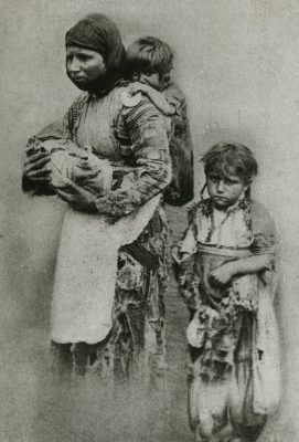 Van_1915_Armenian refugee