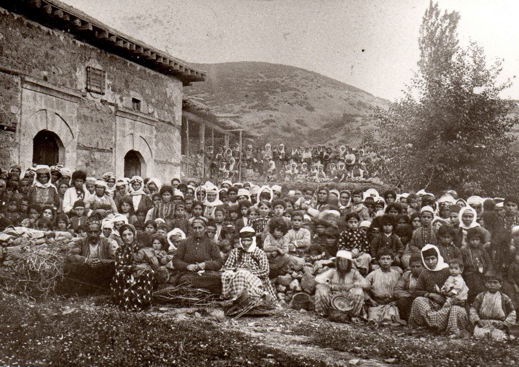 Bahçe_1909_Armenian_Refugees