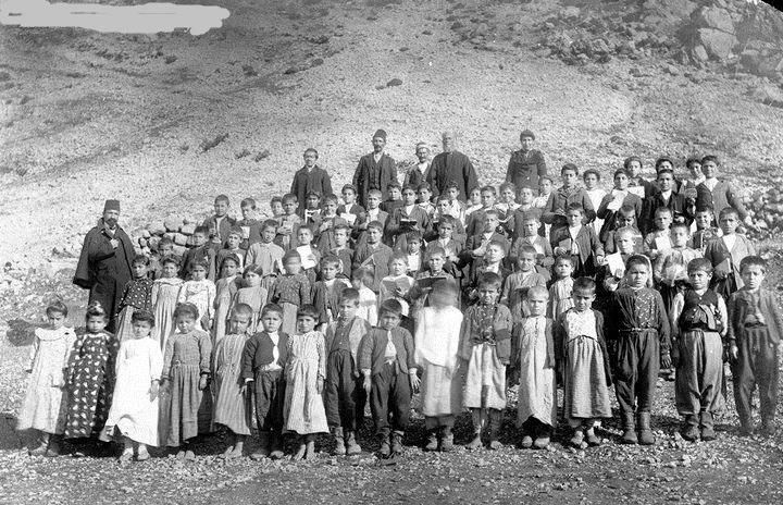 Feke_Vahka_1912_Armenian_Orphans