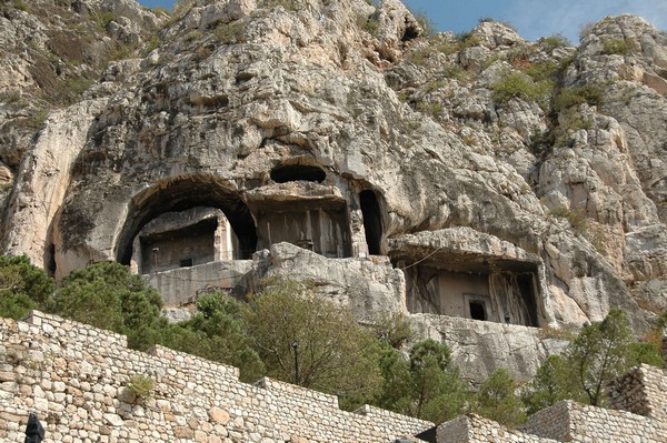 Amasya_Royal tombs of Pontic Greek kings