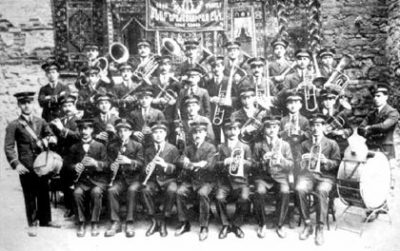 Bilecik_Goldagi_Armenian Trumpet Band_1911