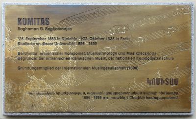 Commemorative plate_Komitas_Berlin_HUmboldt Universität