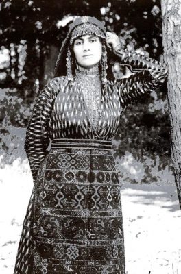 Female national costume ofMush