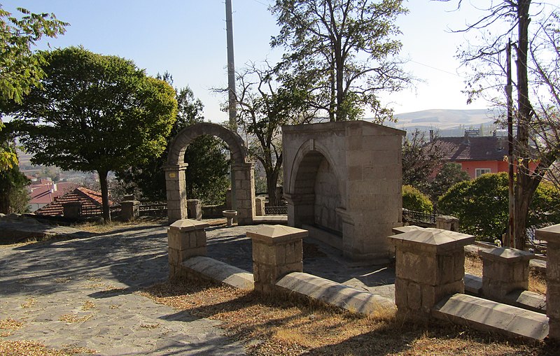 Gemerek_Seyrantepe_Entrance Gate_Fountain