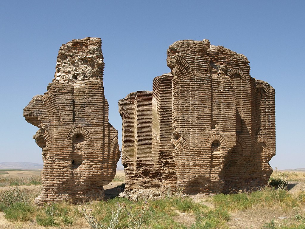Ruins_Byzantine_Church_Taburoglu_Kirsehir