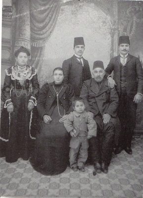Konya_1912_Armenian family