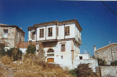 Moschonisi_Greek_Home