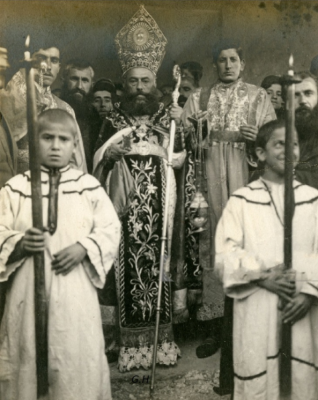 Zeytun_Easter_1912_Armenian Bishop